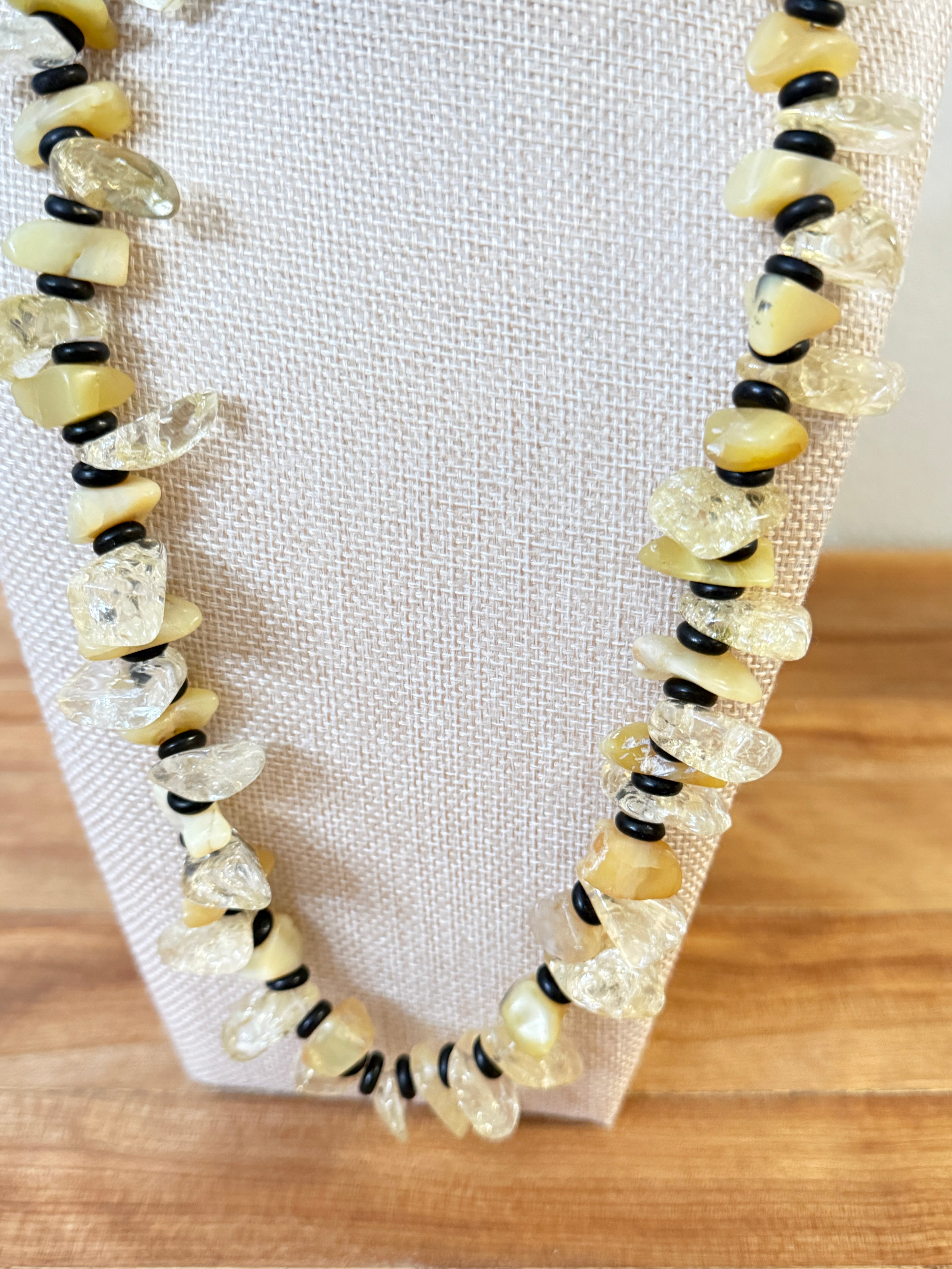 🐝 🐝 Bumblebee Necklace Citrine, Black Onyx, Yellow Calcite