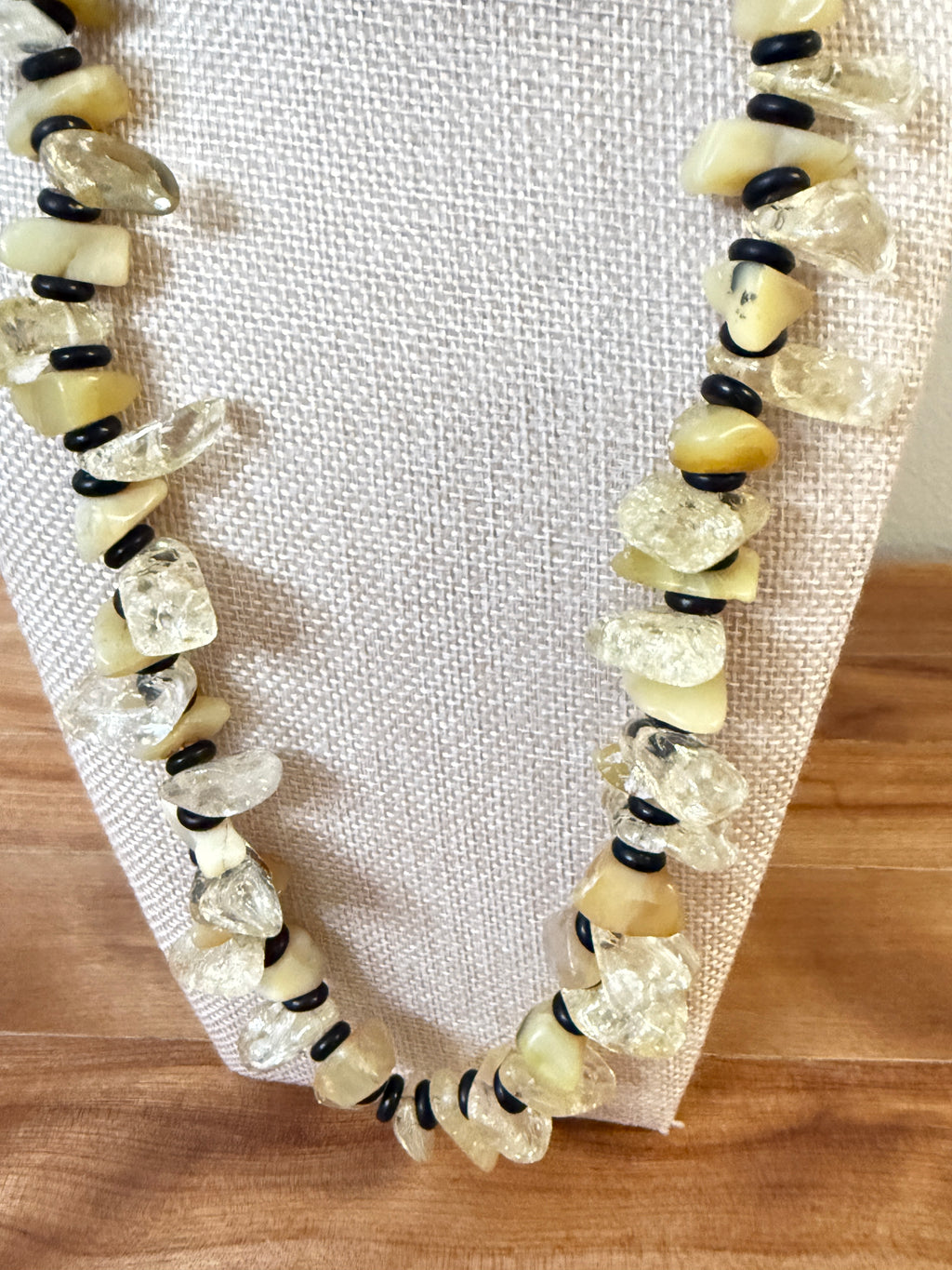 🐝 🐝 Bumblebee Necklace Citrine, Black Onyx, Yellow Calcite