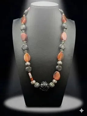 Antique Tibetan Style Carnelian & Carved Onyx Beads Ethnic & Regional Necklace