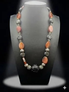 Antique Tibetan Style Carnelian & Carved Onyx Beads Ethnic & Regional Necklace